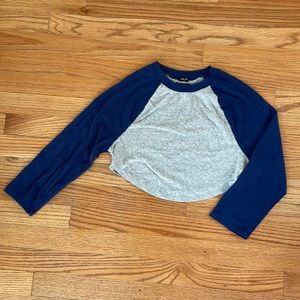 Urban Outfitters cropped tee